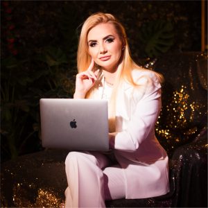 Consultatii online pedichiura complexa